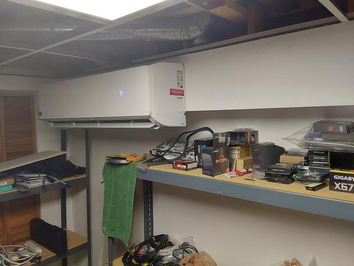 The minisplit is (back) up after moving the circuit