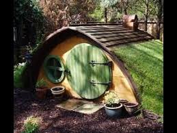 [Thumbnail for hobbit-shed.jpg]