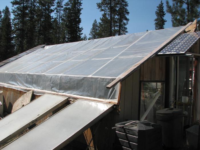 The solar water panels are also hooked up to pex tubing that is run under the beds.