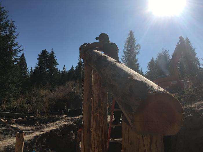 Setting beam on posts