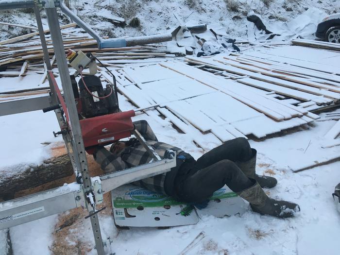 Clayton Changing out the saw mill blade 