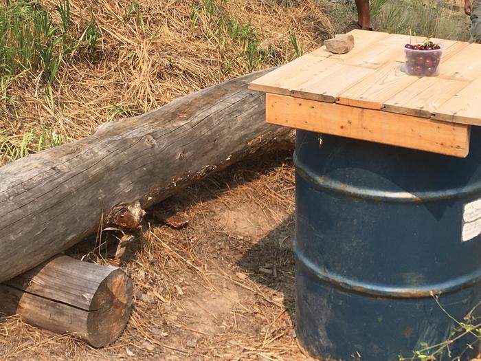 Someone used the bench barrel as a table! Genius!