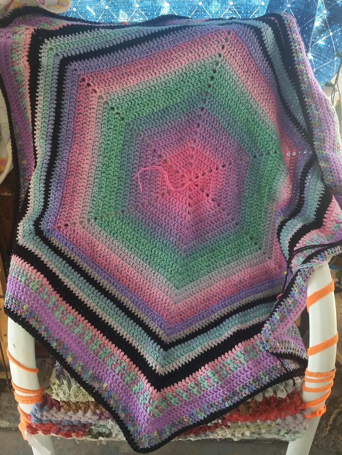 crochet lap throw