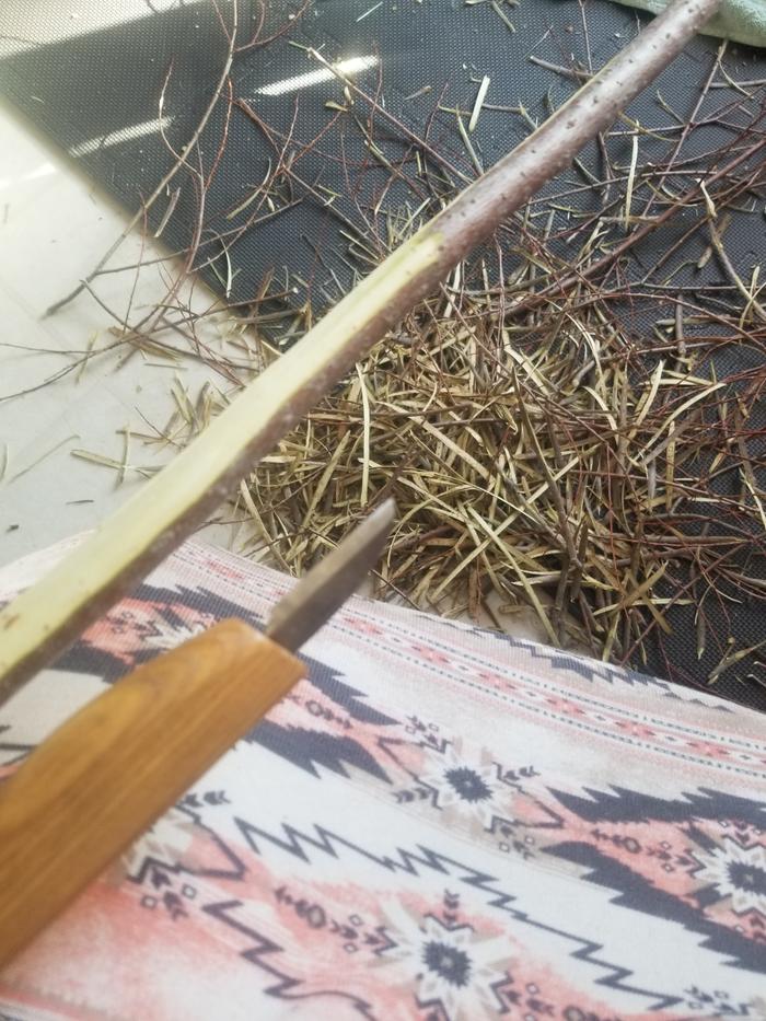 Carving the curtain rod