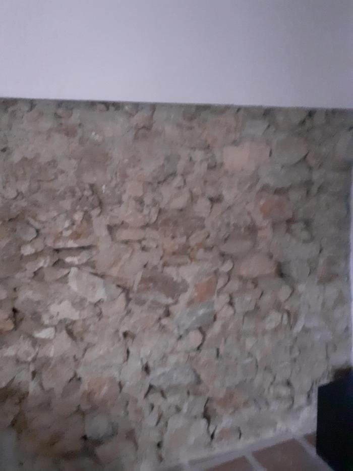 Picture of cob wall