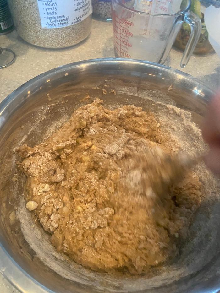 [Thumbnail for 1b_Banana-bread-preparing.jpg]