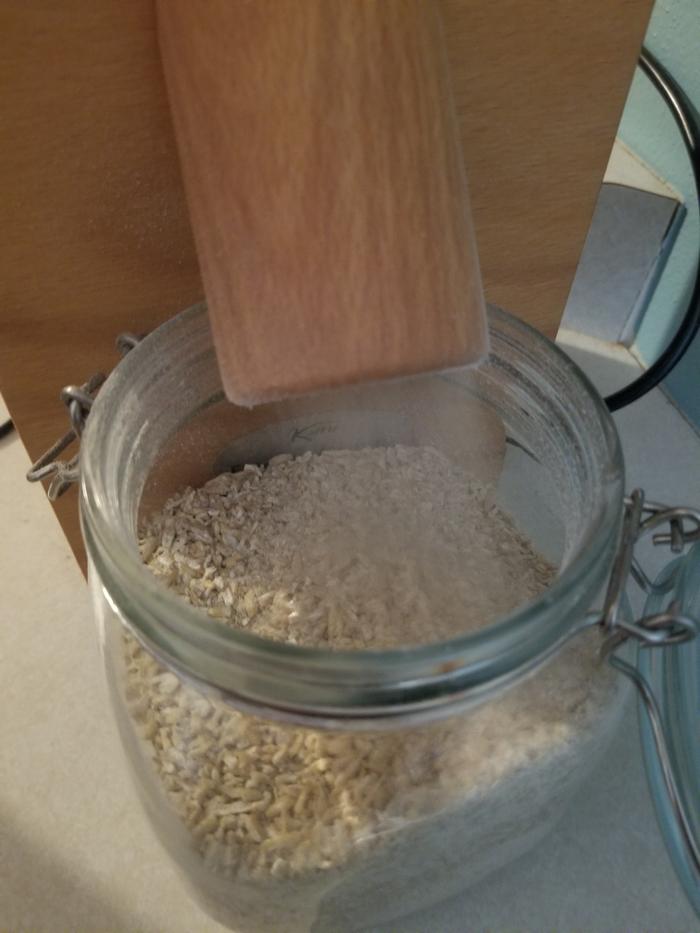 oats during grinding 