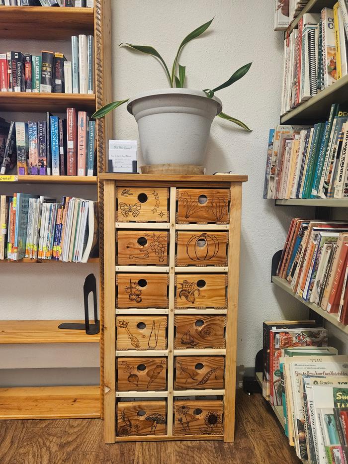 Finished cabinet, woth all seeds