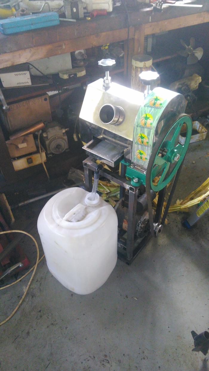 Motorized juice extractor