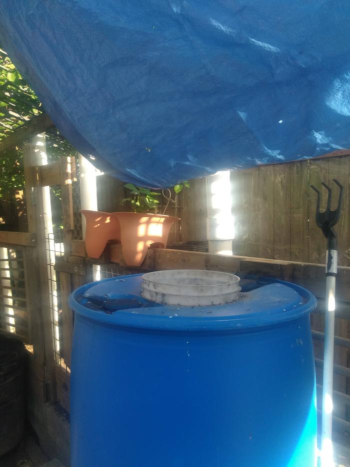  Water barrel sand bucket filter