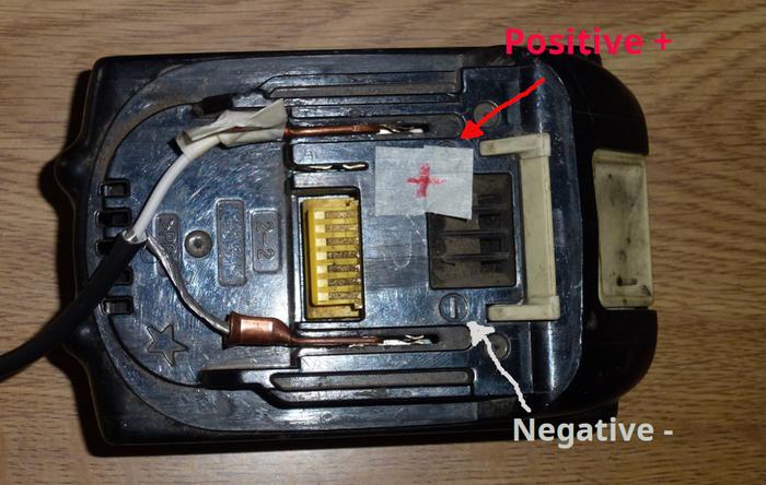 Proper polarity MUST be maintained - reversed connections will likely damage the 'puter.