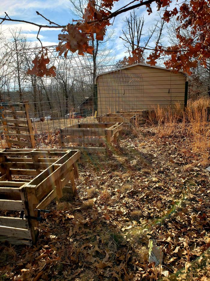 You might be able to see the arbors better, in this one. 