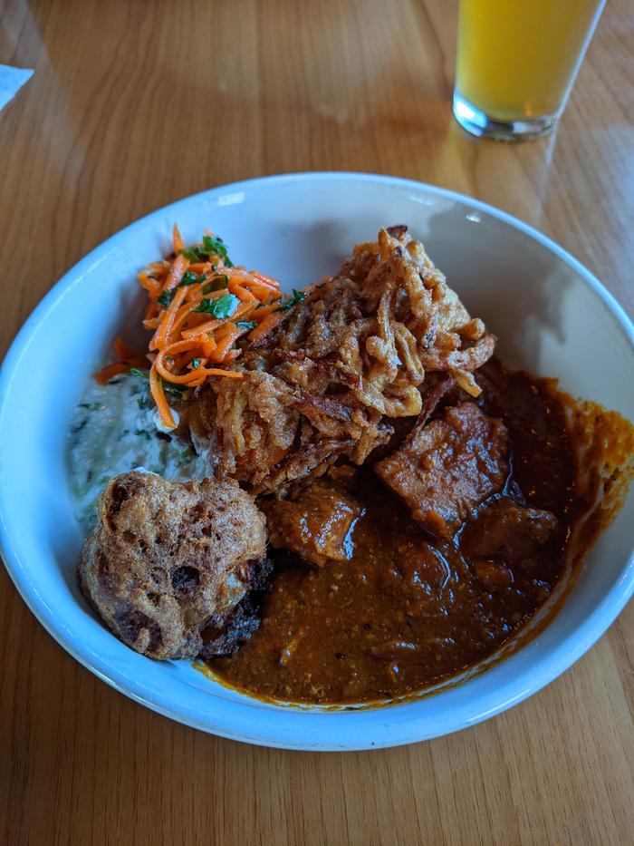 What did you have for dinner? It probably wasn't this delicious Indian food. 🤔😏