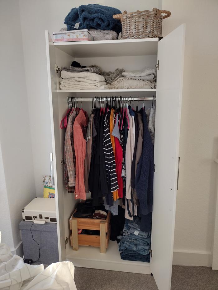 The final more organised wardrobe/closet!