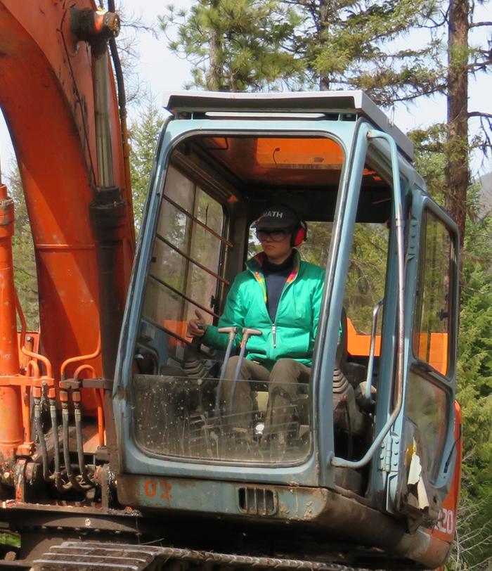 excavator focus face