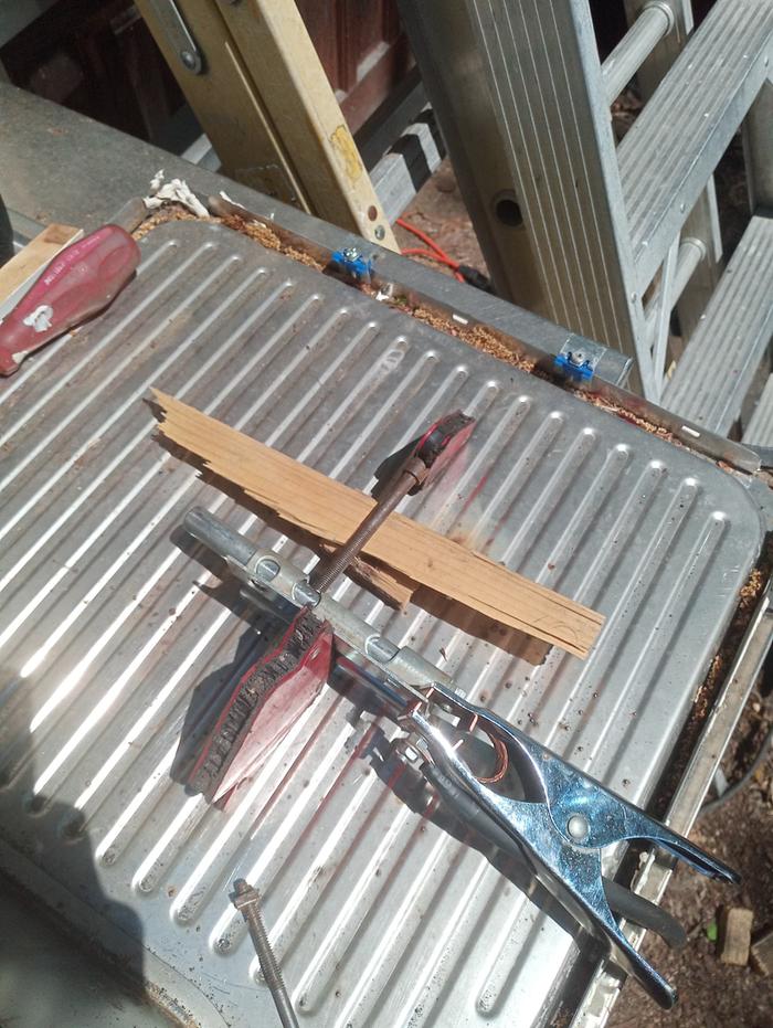 Putting the new handle on - nice and long with a comfy round end to it!