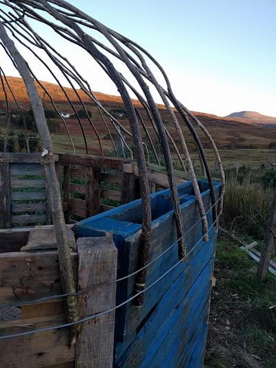 yurt roof structure outer edge retention