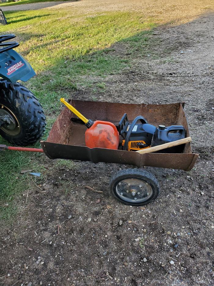 Chainsaw/ accessories 