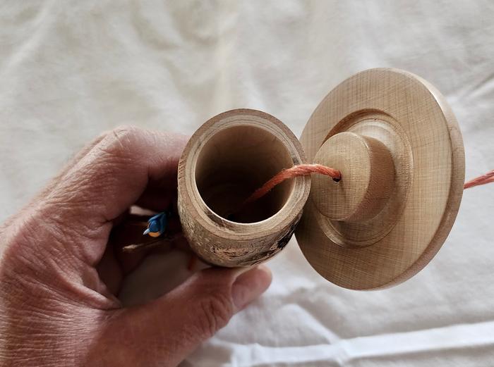 [Thumbnail for MiniBirdHouseInterior.jpg]