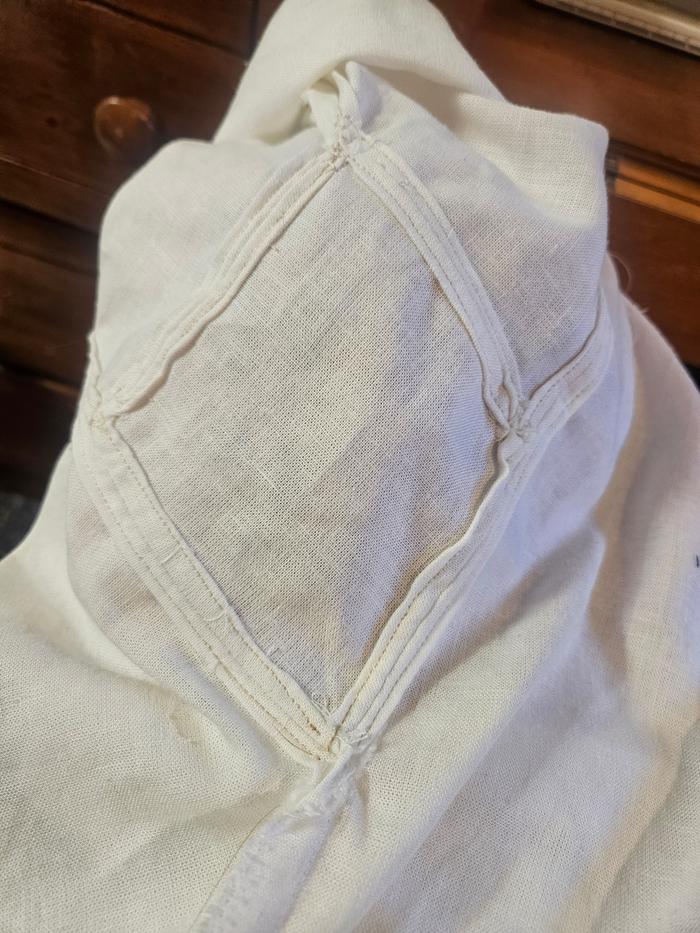 the underarm gusset in place