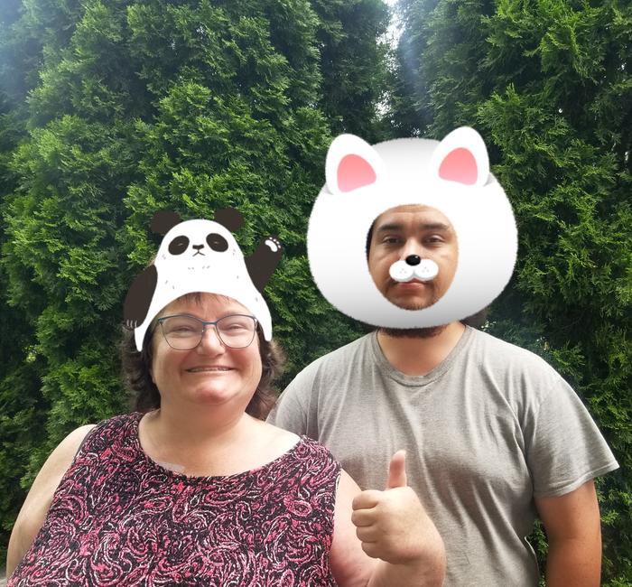 could NOT get a thumbs up, just glad I got a picture lol