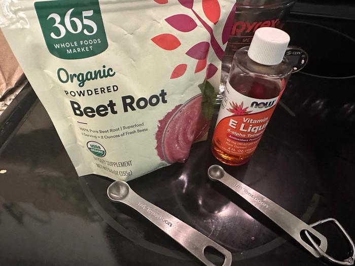 beet root powder and vitamin E