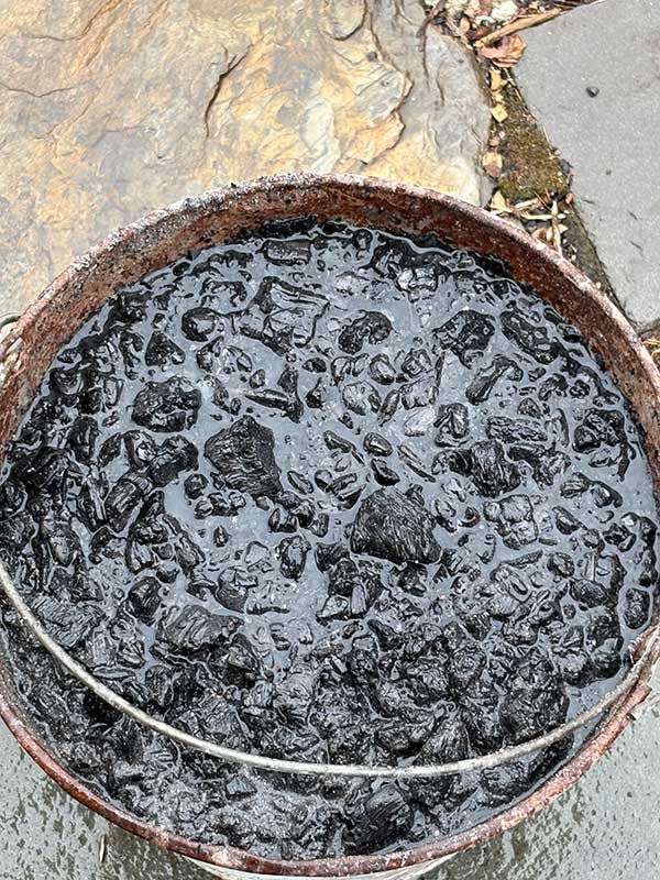 [Thumbnail for bucket_2.jpg]