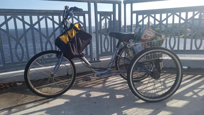 [Thumbnail for Yet_Another_Trike-on-Bridge_Pic.jpg]