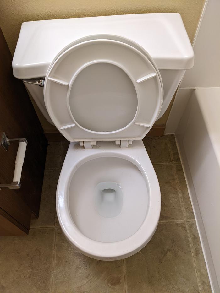 Clean toilet 