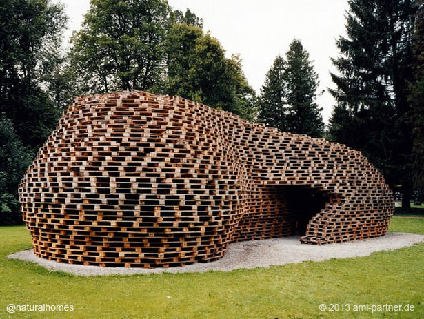 pallet pavilion