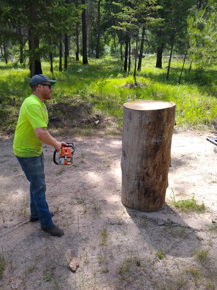 J getting ready to take some dead weight off before we all test our health insurance getting it into the truck