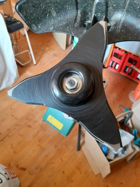 [Thumbnail for Brush-cutter.jpg]