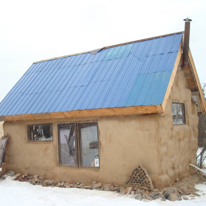 my tiny strawbale house