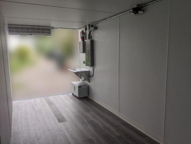 [Thumbnail for 20ft_1.jpg]