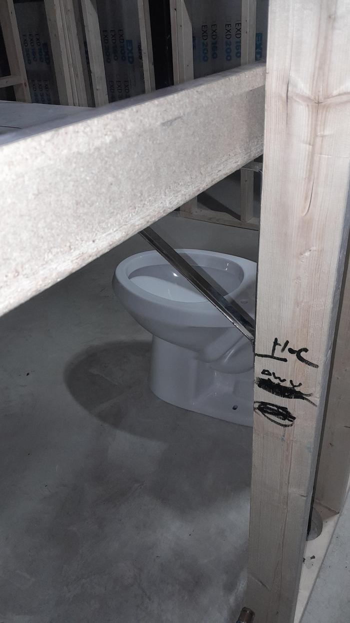 [Thumbnail for 20251108_184053.jpg]