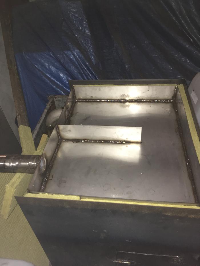 stainless water boiler, much more suited for syrup I think