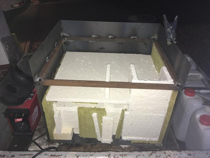 Duraboard top, kind of a waste of material-- heat rises and duraboard is not so strong laying flat