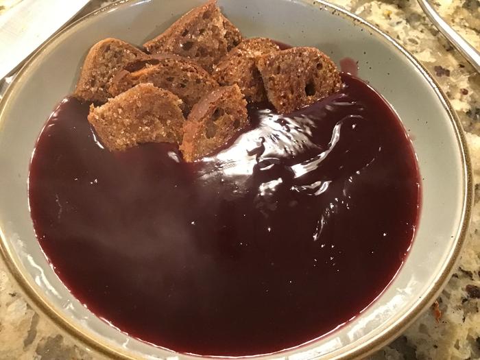 Elderberry soup with cinnamon croutons 