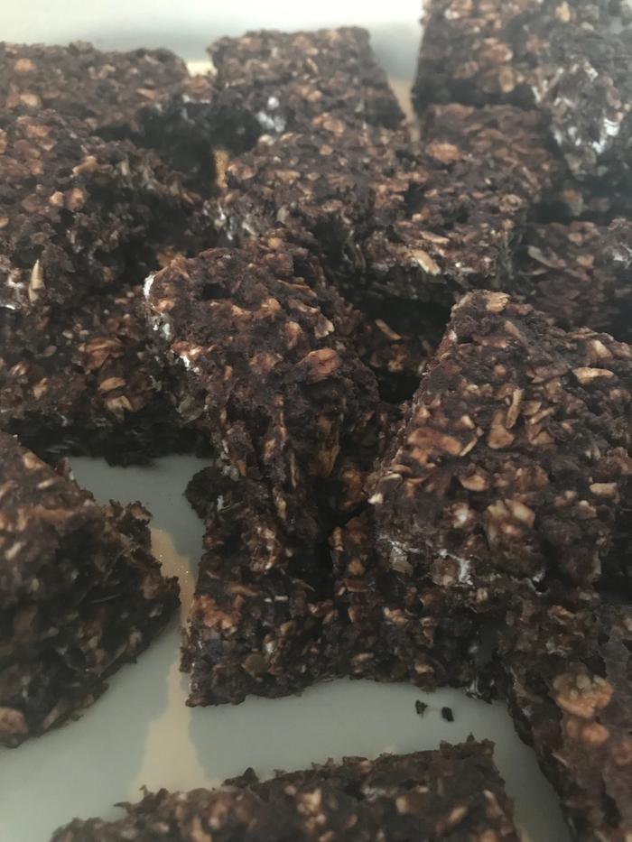 Chocolate oat bars