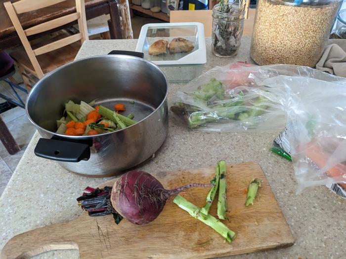 Vegi broth chop