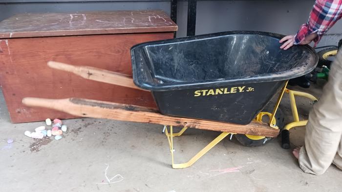 Wheelbarrow assembled and ready to haul!