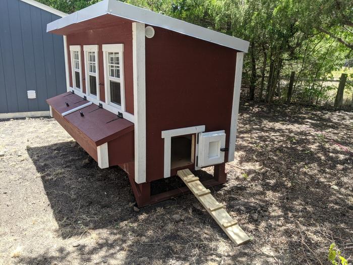 [Thumbnail for Copy-of-chicken-coop-3.jpg]