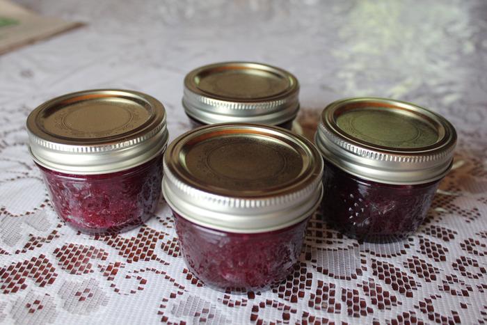 [Thumbnail for 4-jars-of-wild-rose-condiment-125-ml-each.JPG]