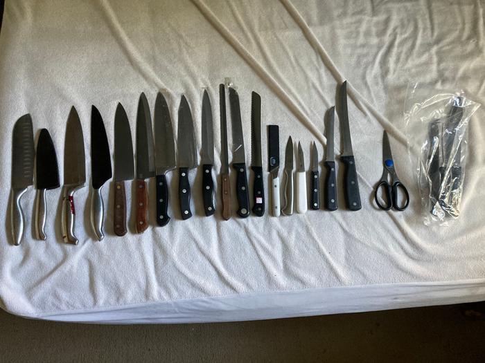 I kinda have a thing for knives.. hehe