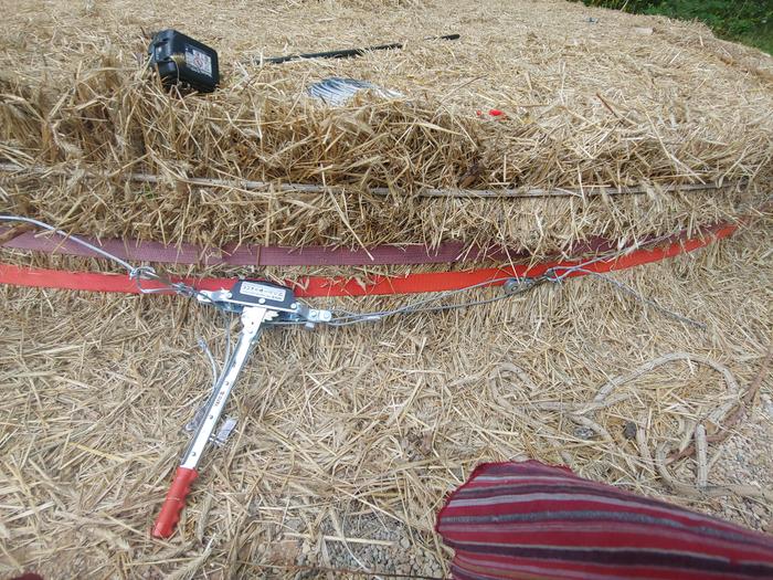 Finally secured the foundation with cable before disconnecting the ratchet straps