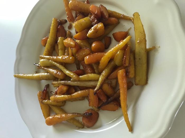 Honey roasted thinning carrots