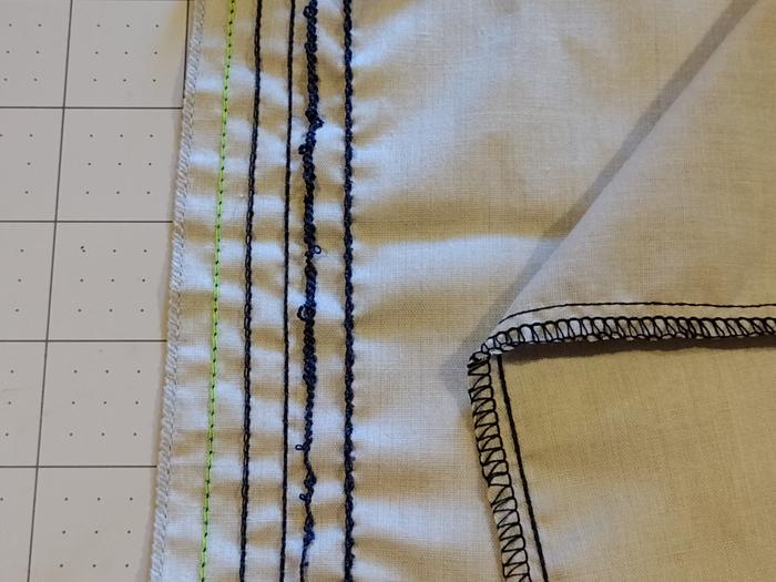Test chainstitches from serger