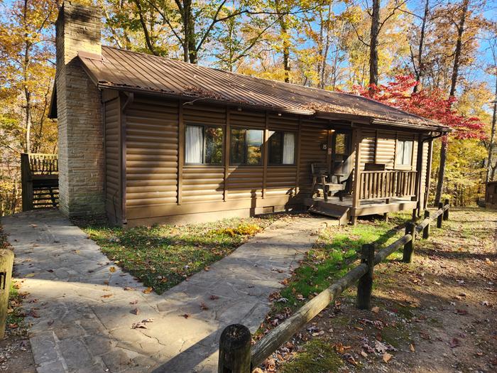 A dwelling for a weekend wedding in a beautiful forest in TN