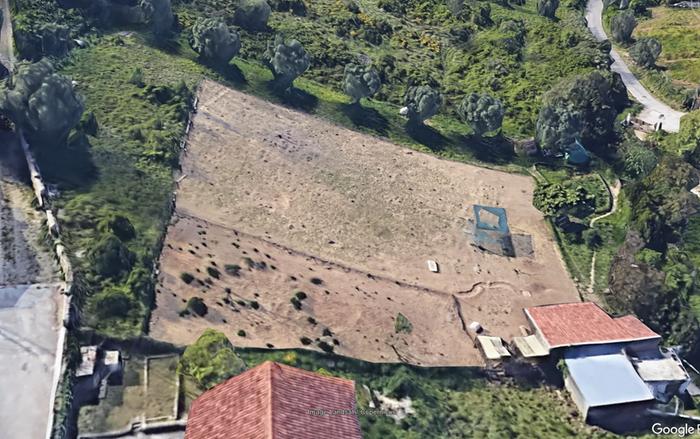 [Thumbnail for rizaperspective.JPG]