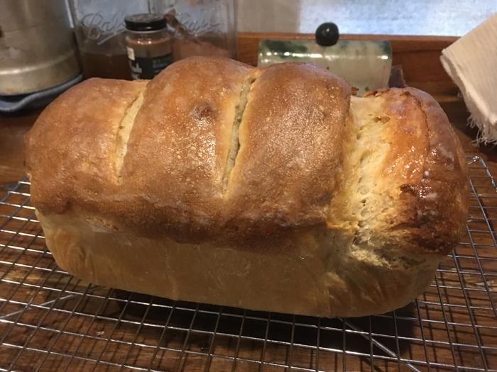 Sourdough sandwich loaf